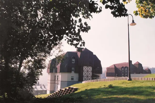Obchodní akademie, Janské Lázně, fotografie 2 z 3