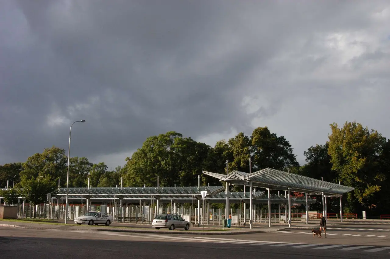 Autobusové nádraží, Trutnov, fotografie 2 z 2